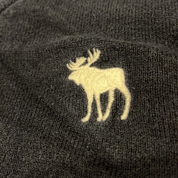 Abercrombie & fitch sweater (muscle ) - Picture 3 of 4